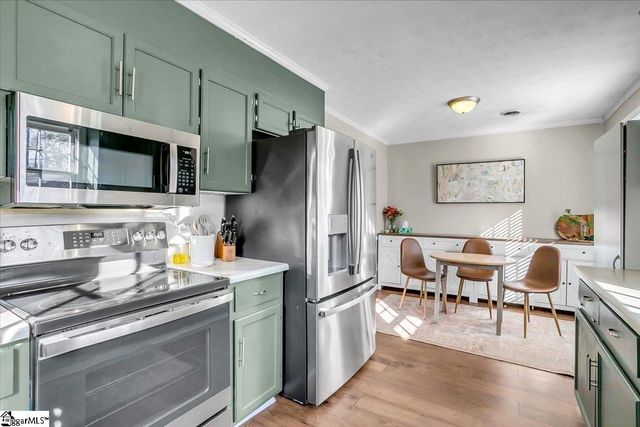 614 Gray Fox Square, Taylors, SC 29687