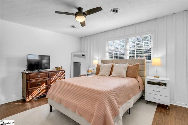 614 Gray Fox Square, Taylors, SC 29687