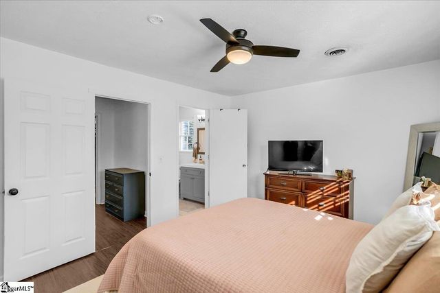 614 Gray Fox Square, Taylors, SC 29687