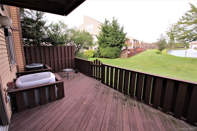 100 Daly Boulevard 2713, Oceanside, NY 11572