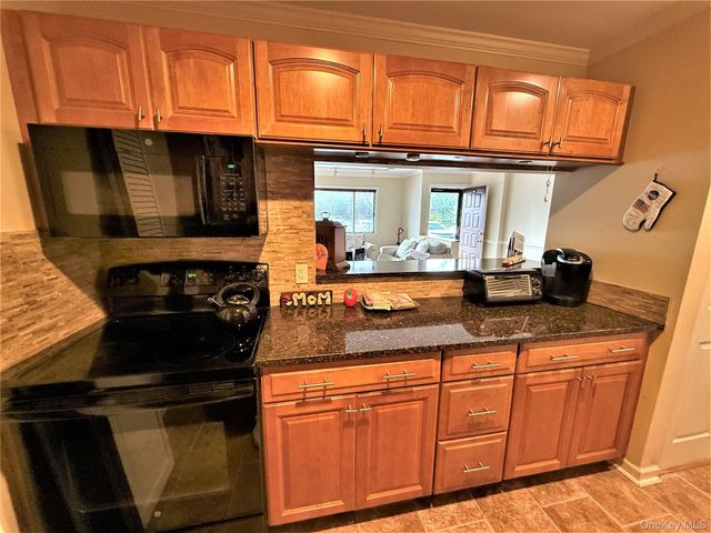 100 Daly Boulevard 2713, Oceanside, NY 11572