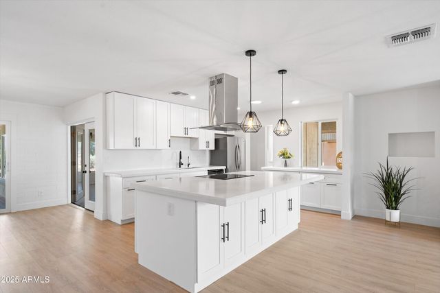 11220 N 109TH Avenue, Sun City, AZ 85351