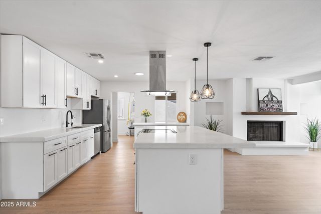 11220 N 109TH Avenue, Sun City, AZ 85351