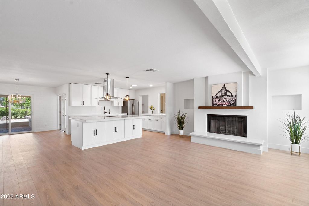 11220 N 109TH Avenue, Sun City, AZ 85351