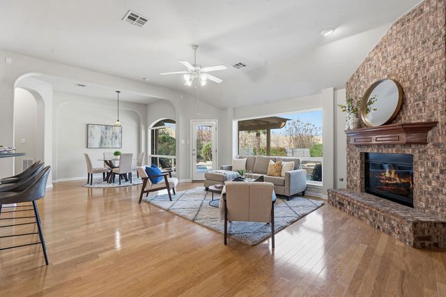 2400 Vestavia Ridge LN, Cedar Park, TX 78613