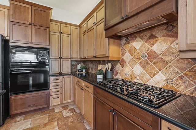 2400 Vestavia Ridge LN, Cedar Park, TX 78613