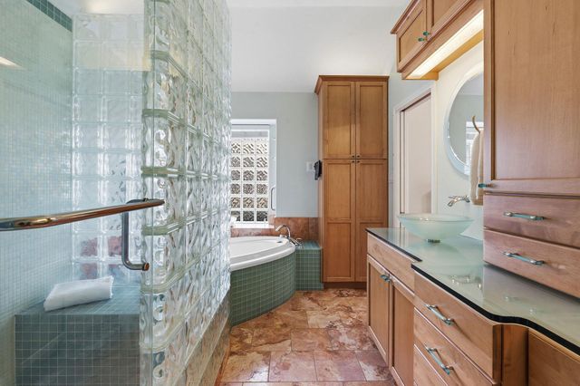 2400 Vestavia Ridge LN, Cedar Park, TX 78613