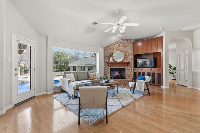 2400 Vestavia Ridge LN, Cedar Park, TX 78613