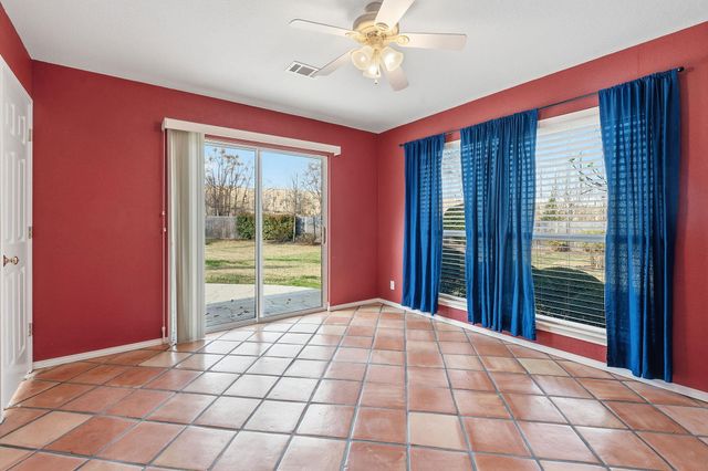 2400 Vestavia Ridge LN, Cedar Park, TX 78613