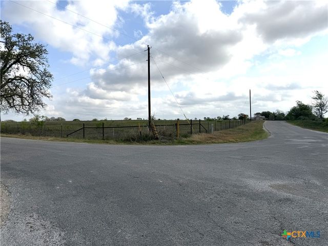 000 Old Kelley Road, Lockhart, TX 78644
