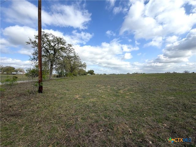 000 Old Kelley Road, Lockhart, TX 78644