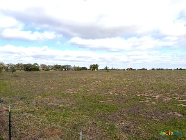 000 Old Kelley Road, Lockhart, TX 78644