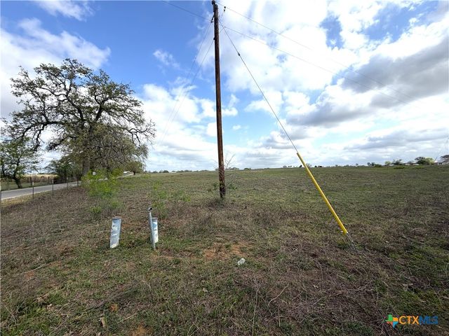 000 Old Kelley Road, Lockhart, TX 78644