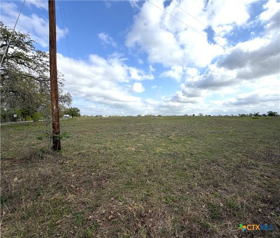 000 Old Kelley Road, Lockhart, TX 78644