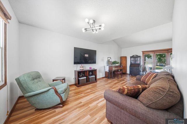 700 N 86th Street, Lincoln, NE 68505