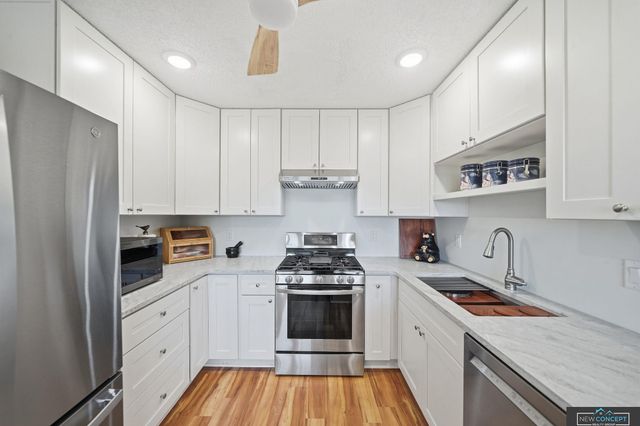 700 N 86th Street, Lincoln, NE 68505