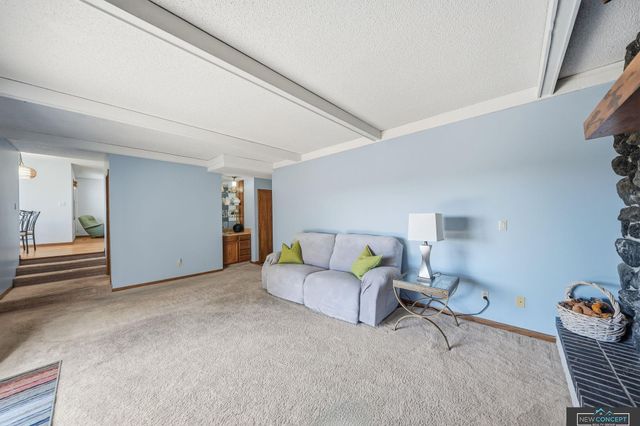 700 N 86th Street, Lincoln, NE 68505