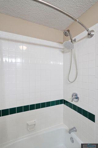 700 N 86th Street, Lincoln, NE 68505