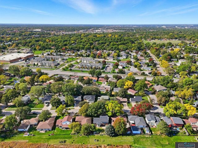 700 N 86th Street, Lincoln, NE 68505