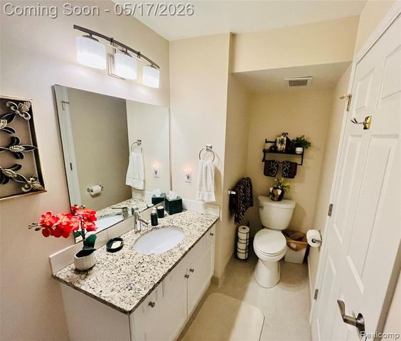 3624 N Oakmonte Boulevard 82, Rochester, MI 48306