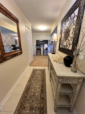 3624 N Oakmonte Boulevard 82, Rochester, MI 48306