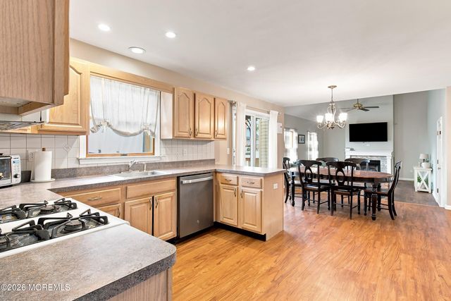 1417 Mermaid Avenue, Beachwood, NJ 08722