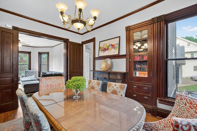 1052 26th Street, Des Moines, IA 50311