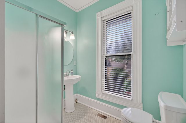 1052 26th Street, Des Moines, IA 50311