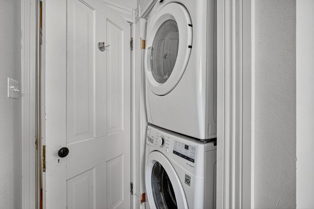 1052 26th Street, Des Moines, IA 50311