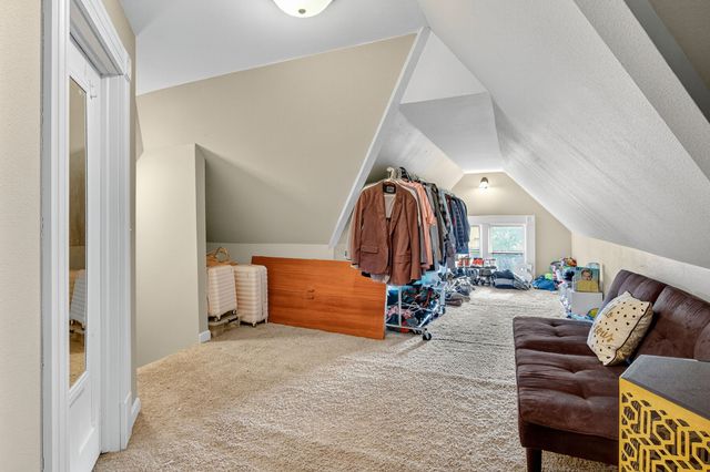 1052 26th Street, Des Moines, IA 50311