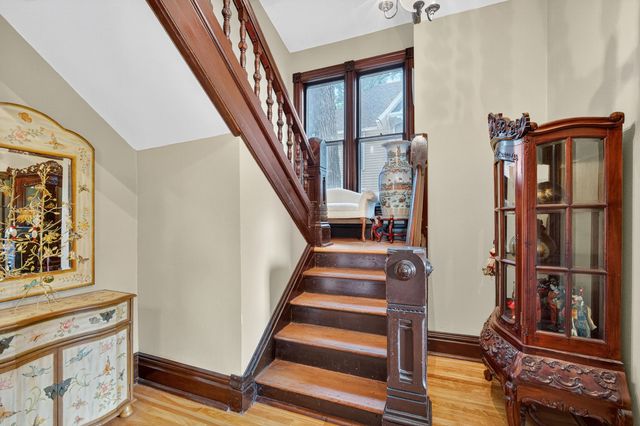 1052 26th Street, Des Moines, IA 50311