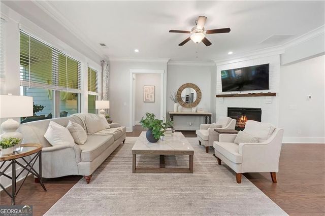 111 Summit View Court, Canton, GA 30114