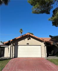 3304 Calle De El Cortez, Las Vegas, NV 89102