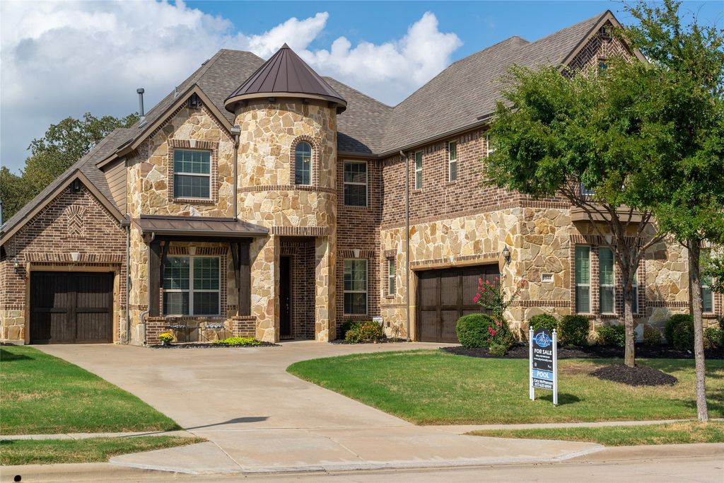 9844 Broiles Lane, Fort Worth, TX 76244