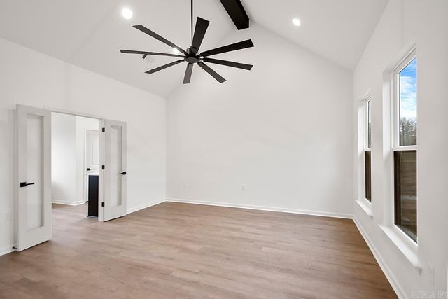 1033 Duke Drive, Bauxite, AR 72011