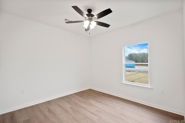 1033 Duke Drive, Bauxite, AR 72011