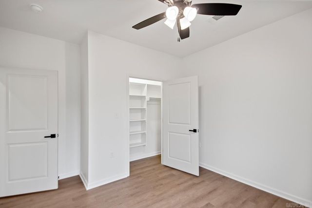 1033 Duke Drive, Bauxite, AR 72011