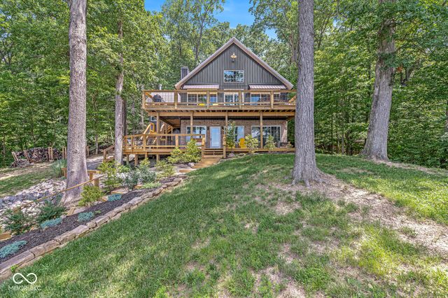 9421 E Dogwood Drive, Rockville, IN 47872