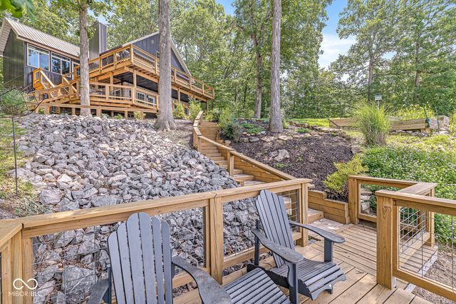 9421 E Dogwood Drive, Rockville, IN 47872