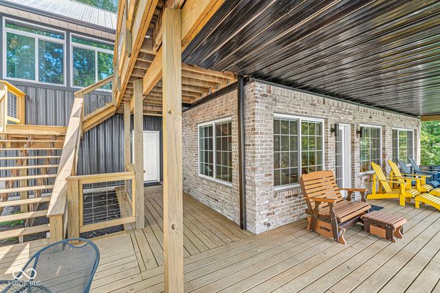 9421 E Dogwood Drive, Rockville, IN 47872