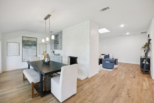 4331 Laren Lane, Dallas, TX 75244