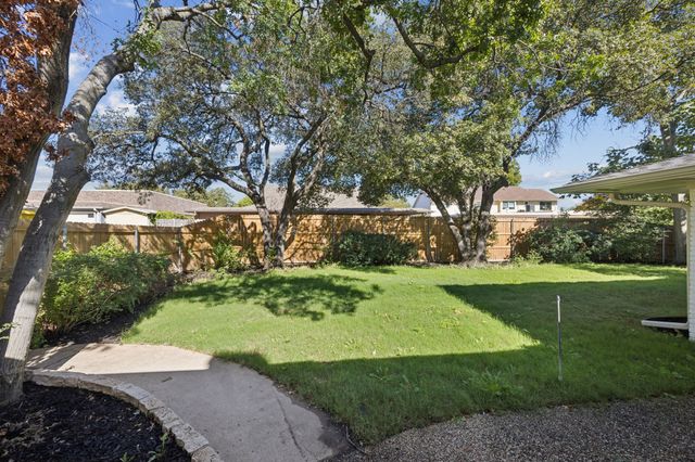 4331 Laren Lane, Dallas, TX 75244