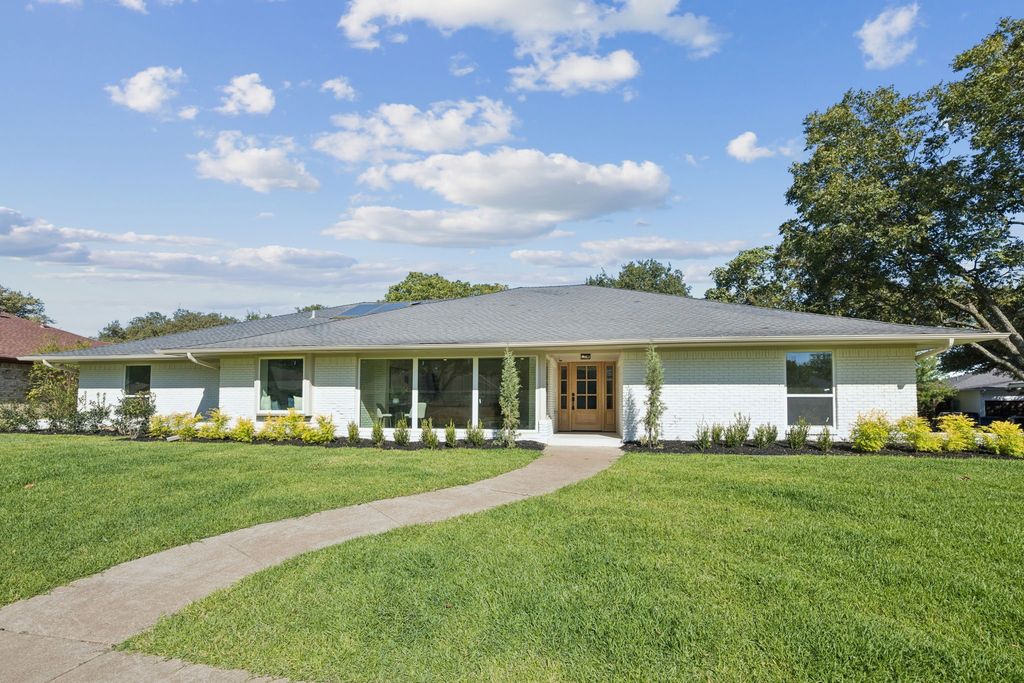 4331 Laren Lane, Dallas, TX 75244