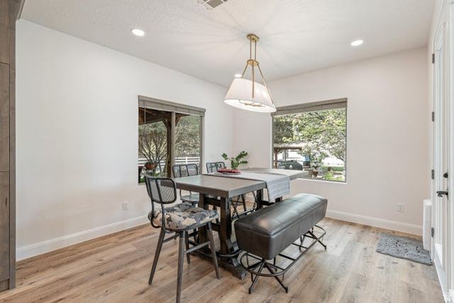 8375 N DIAMOND VALLEY DR, St. George, UT 84770