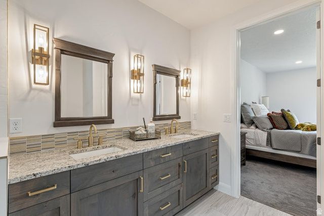 8375 N DIAMOND VALLEY DR, St. George, UT 84770