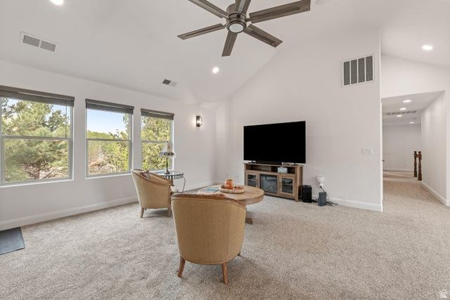 8375 N DIAMOND VALLEY DR, St. George, UT 84770