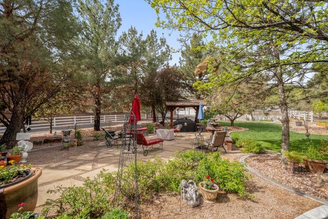 8375 N DIAMOND VALLEY DR, St. George, UT 84770