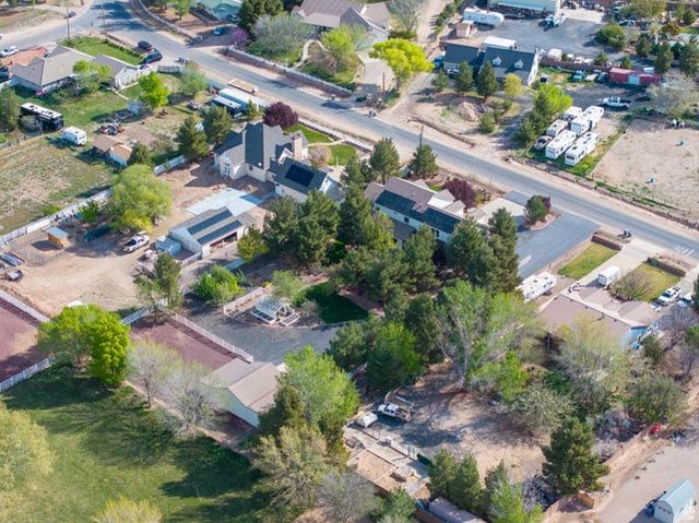 8375 N DIAMOND VALLEY DR, St. George, UT 84770