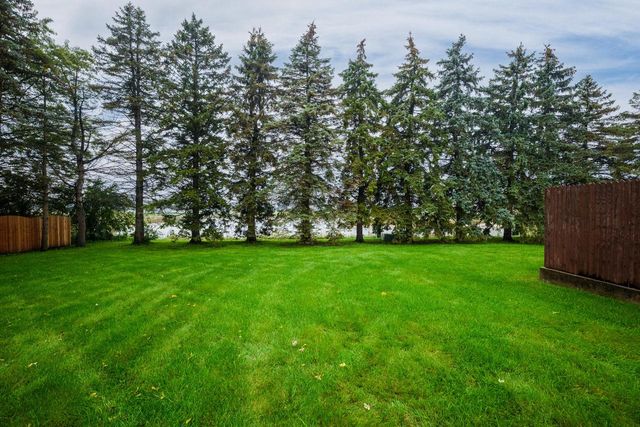 7716 105th AVENUE, Pleasant Prairie, WI 53158