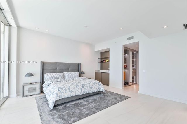 18975 Collins Avenue 5403, Sunny Isles Beach, FL 33160